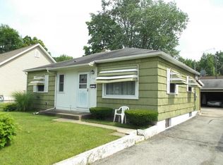 716 E Prairie Ronde St, Dowagiac, MI 49047