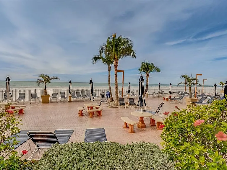 17900 Gulf Blvd #2E — Photo 25