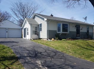 2704 S 14th St, Manitowoc, WI 54220