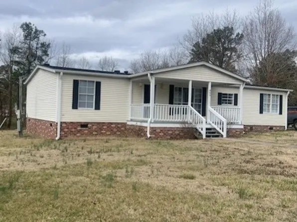 409 McLean St, Burkeville, VA 23922