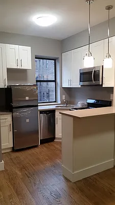 Rented by Lang Realty LLC | media 18