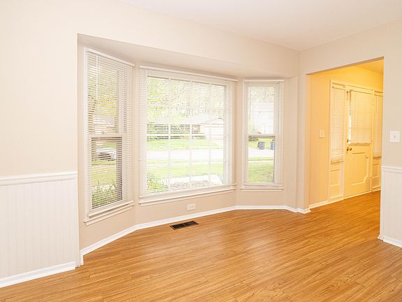 4th image of 3356 Tacoma Cir