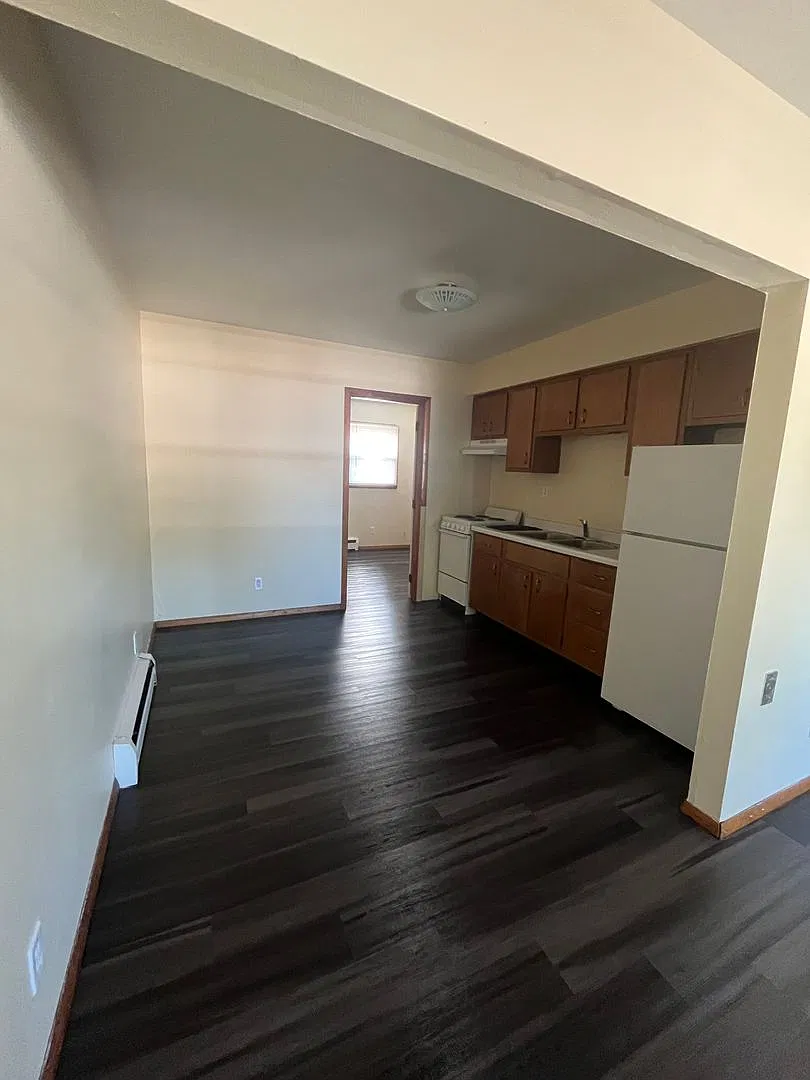North Drive 355 — Photo 1