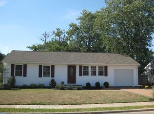 6 Shellflower Ln, Hamilton, NJ 08690