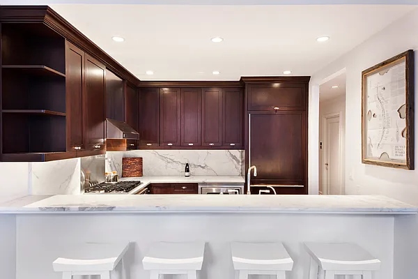 Sold by Corcoran | media 24