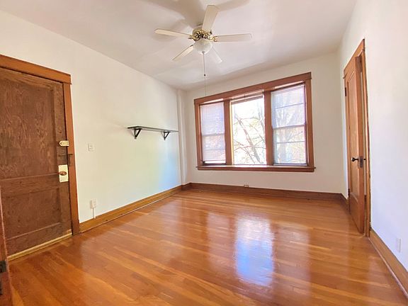 2nd image of 3854 N Damen Ave #2009-2
