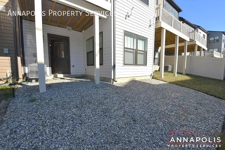 604 Chalcedony Ln — Photo 25