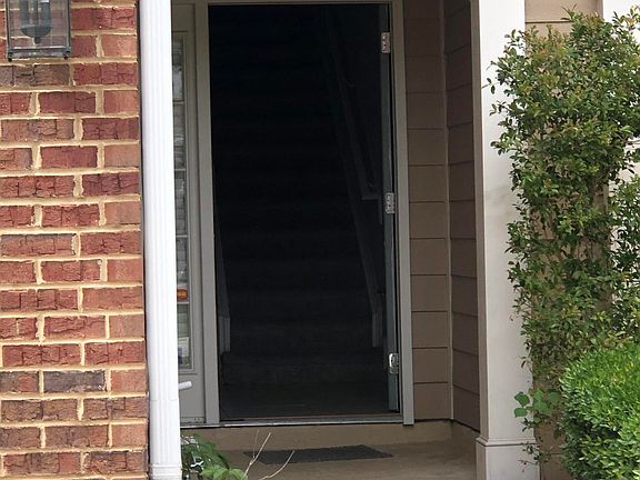 2nd image of 4246 Highwood Dr