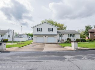 71 Catherine St, Moosic, PA 18507