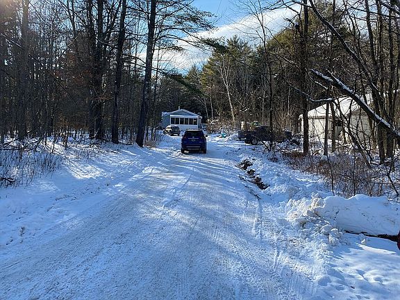 2nd image of 9 Wadhams Heights Ln