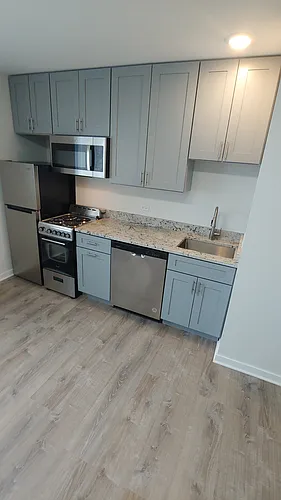 5366 S Laramie Ave #204 Photo 1