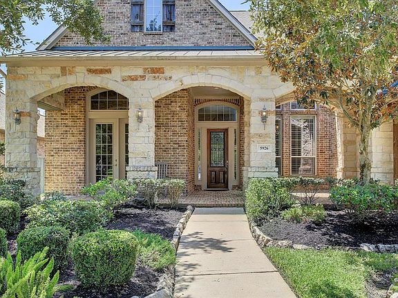 2nd image of 5926 Madrone Meadow Dr