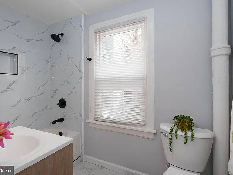 156 Mercer St — Photo 25