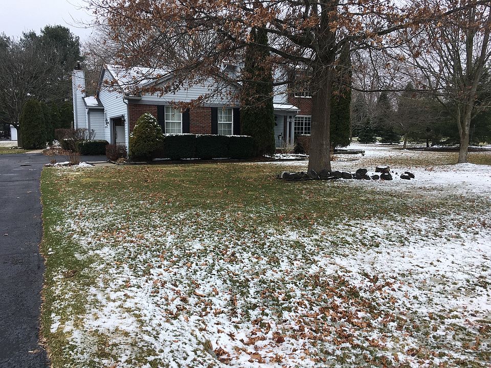 2nd image of 4651 Fox Chase Dr