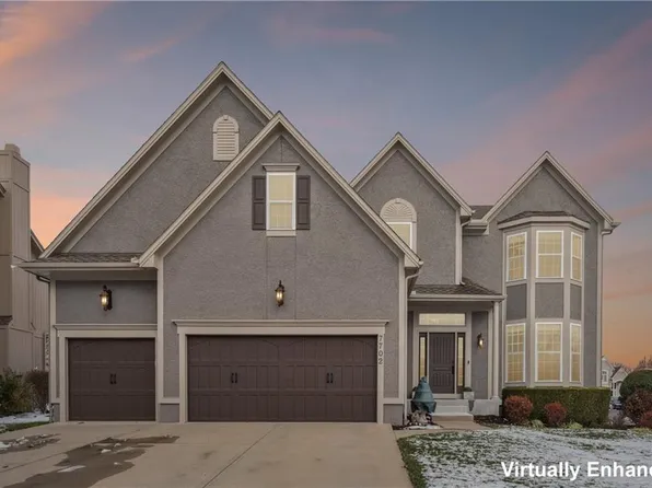 7702 W 145th Ter, Overland Park, KS 66223