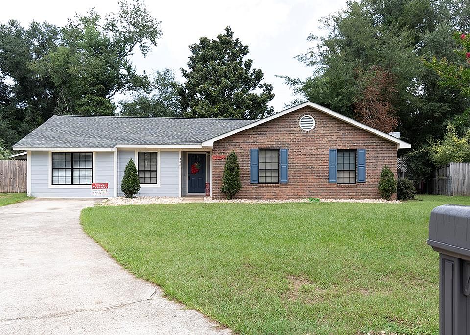 1st image of 126 Stewart Ct
