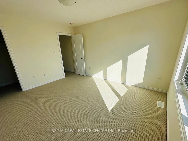 673 Ribstone Ct — Photo 9