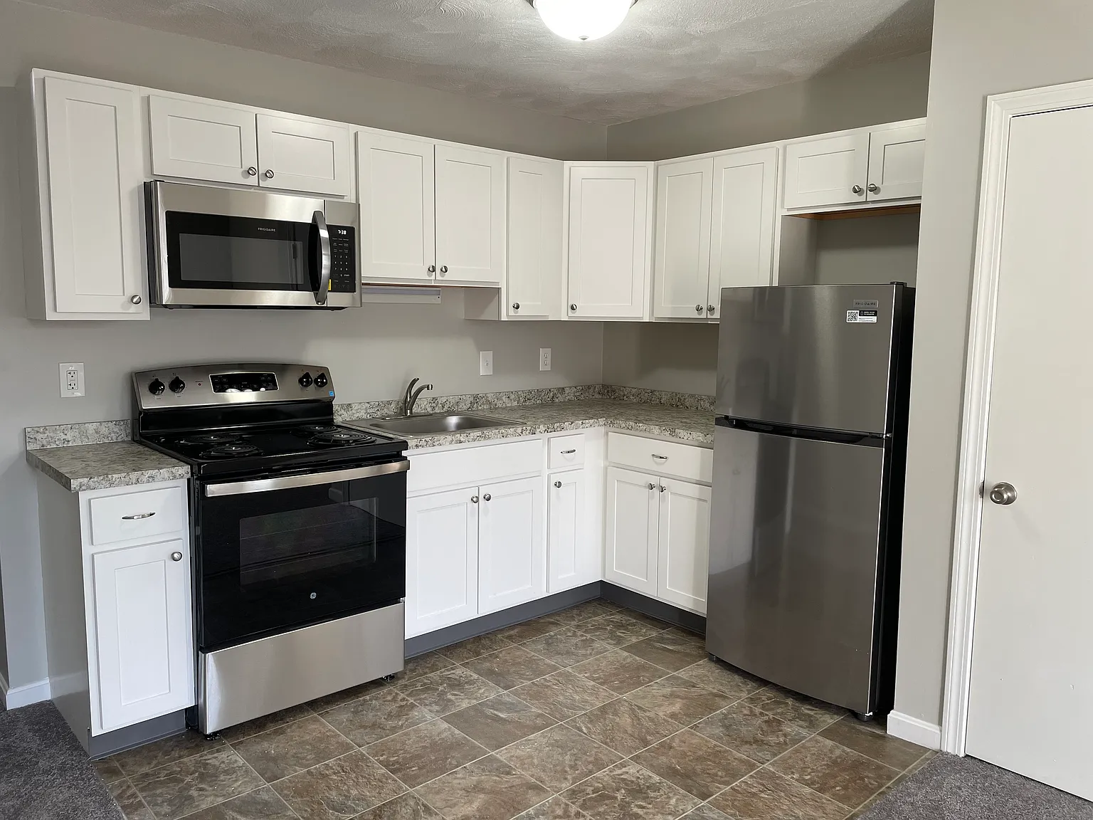 1 bed, 600 sqft, $1,395 — Photo 1