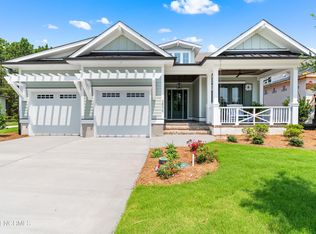 3840 Reserve Club Dr, Southport, NC 28461