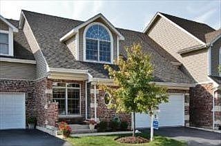 1st image of 1023 W Bogey Ln