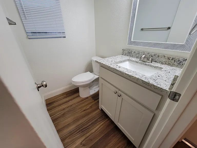 2410 Maxwell Dr — Photo 8