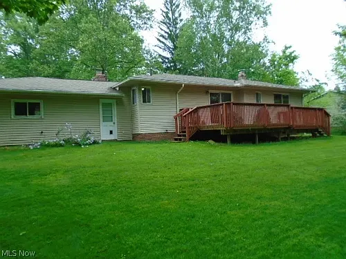 9394 Ledge Acres Rd Photo 1