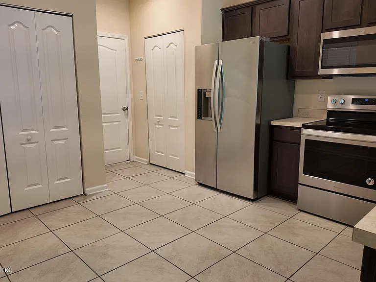 7755 Legacy Trl — Photo 4