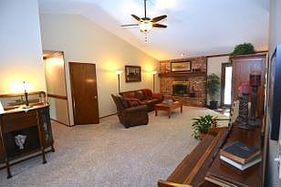 Spacious Family Room 