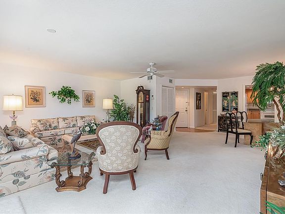 3rd image of 1801 Jamaica Way APT 112