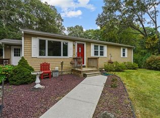 36 Clark Mill St, Coventry, RI 02816