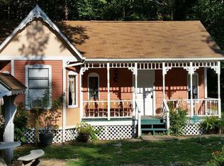 217 N Main St, Eureka Springs, AR 72632