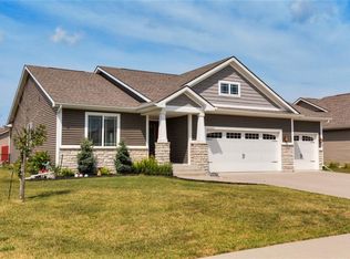 1602 NE Deer Creek Dr, Ankeny, IA 50021