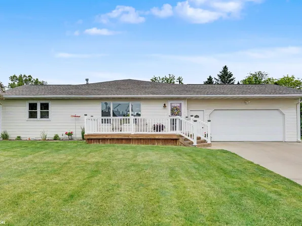 204 Bohen St, Marshalltown, IA 50158