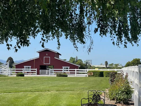 3465 Susie Ln, Gilroy, CA 95020