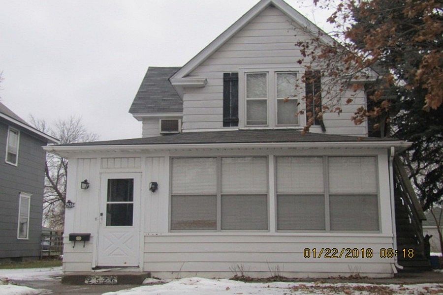 1st image of 2526 Grand St NE