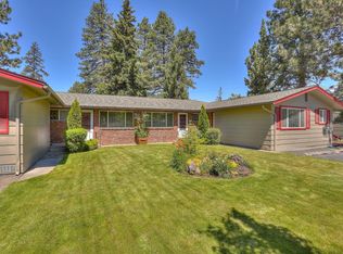 403 SE 4th St, Bend, OR 97702