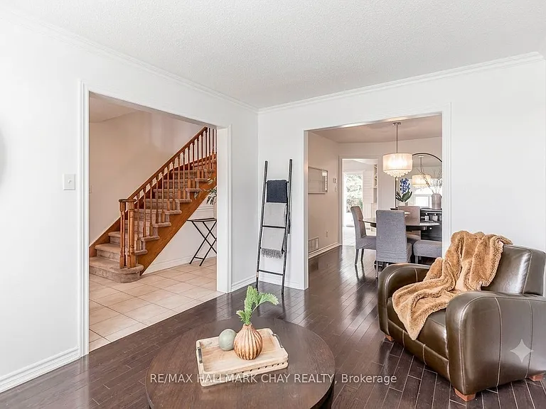 69 Kenwell Cres — Photo 6