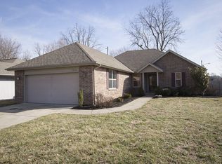 1058 S Ventura Ave, Springfield, MO 65804