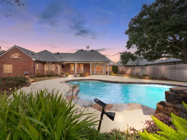 10814 Ramblewood Dr, Baton Rouge, LA 70810