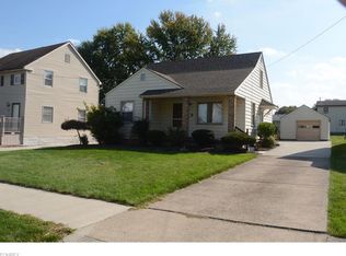 460 W Wilson St, Struthers, OH 44471