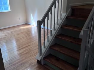 8800 Newington Commons Rd #1, Lorton, VA 22079