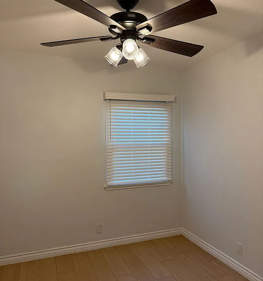 4125 1/2 W Toluca Lake Ave — Photo 13