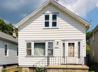 1574 S 9th St, Milwaukee, WI 53204