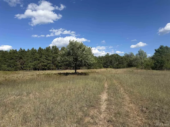 Tbd W Frank Pipp Dr, Iron Mountain, MI 49801