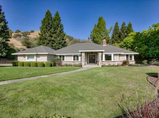 3220 Greenhills Dr, Lafayette, CA 94549