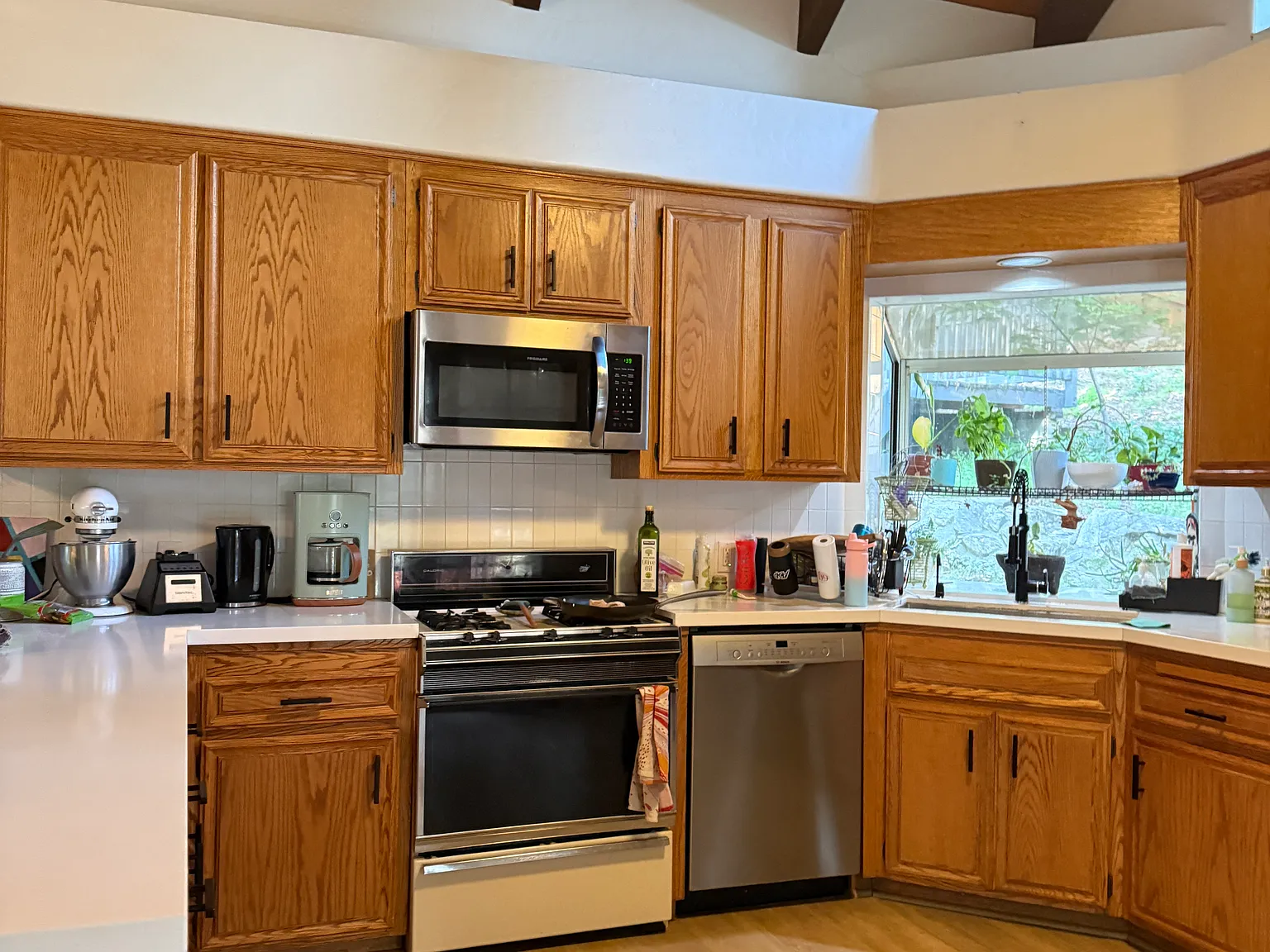 965 Balfrin Dr — Photo 3