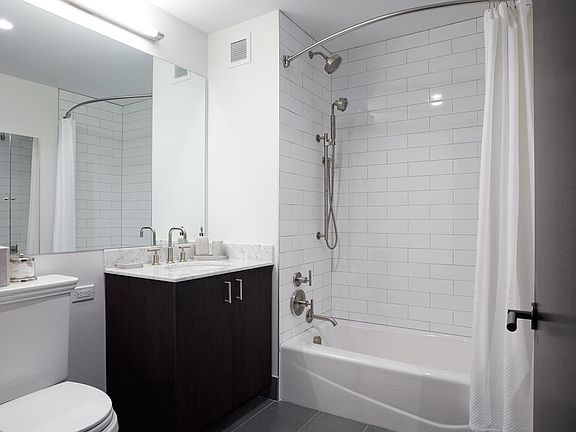 4th image of 21 W End Ave APT 2908