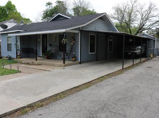 107 W Damon St, Terrell, TX 75160