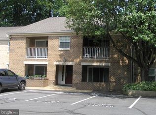 5817 Cove Landing Rd APT 203, Burke, VA 22015