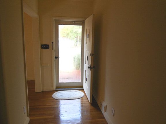 3rd image of 1107 Highland St